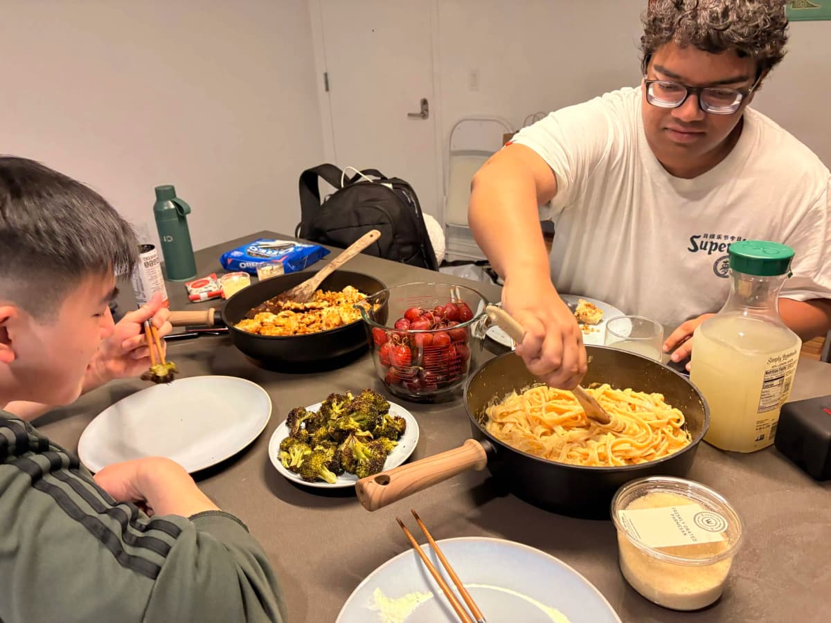shresht serves pasta night