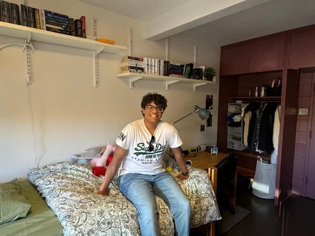 shresht in his dorm right after moving in